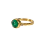 GURHAN SKITTLE GOLD STONE RING, SMALL, WITH EMERALD